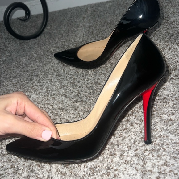 Authentic louboutin heels. Gently worn condition! - Picture 7 of 9